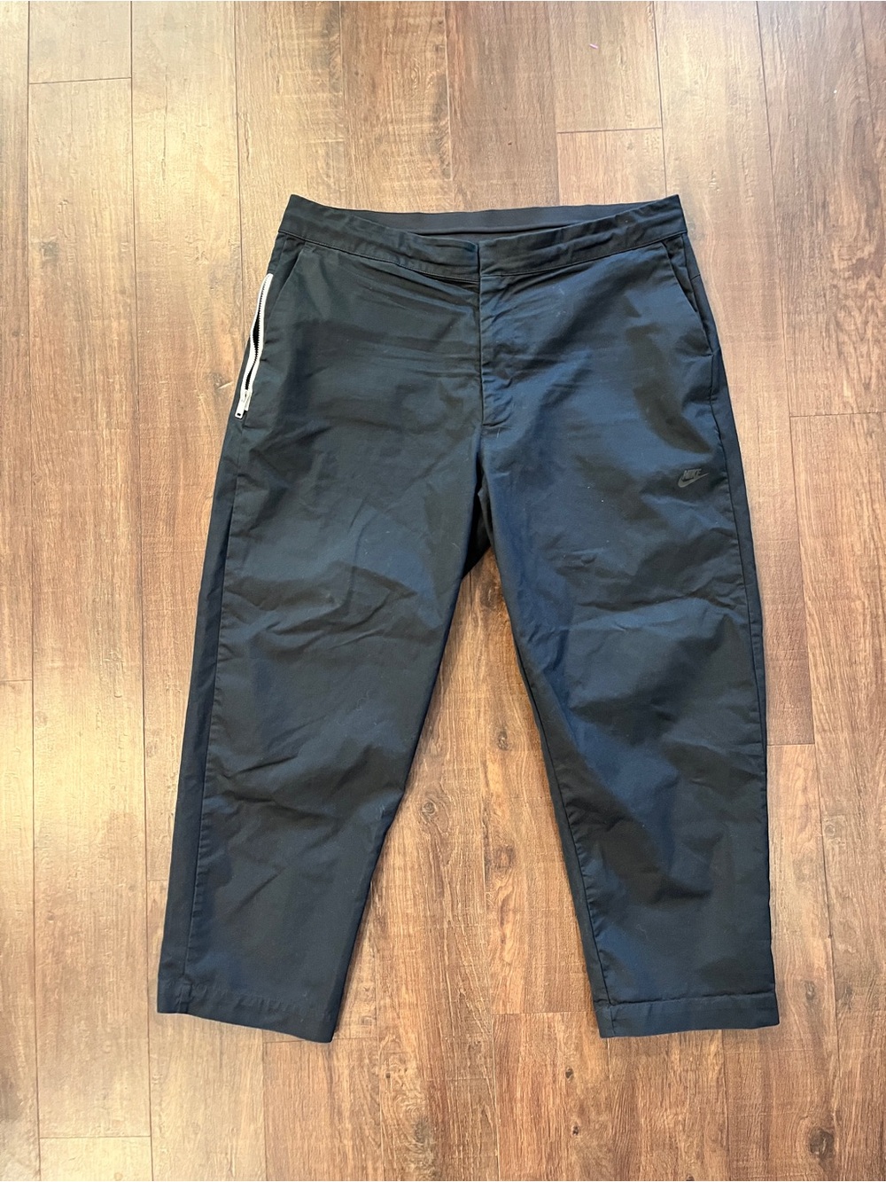 Nike 36W Standard Fit Tapered Leg Sneaker Length Black Casual Pants Chinos